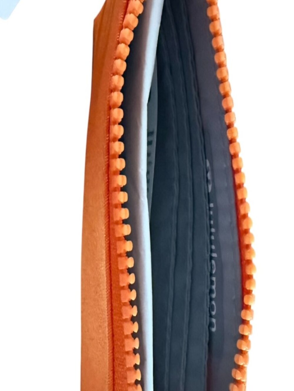 lululemon Clippable Card Pouch - Tangerine Orange NWT - Picture 3 of 3